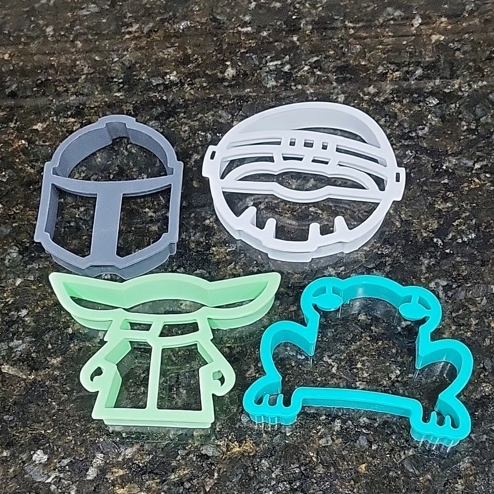 Disney The Mandalorian Baby Yoda Star Wars Breakfast Silicone Pancake Molds Set